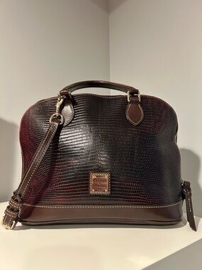 Dooney & Bourke Embossed Lizard Zip Zip Satchel Black EUC